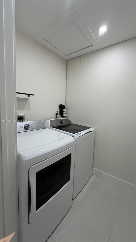 10553 Sw 22nd Ter #10553 - Photo 6 of 14