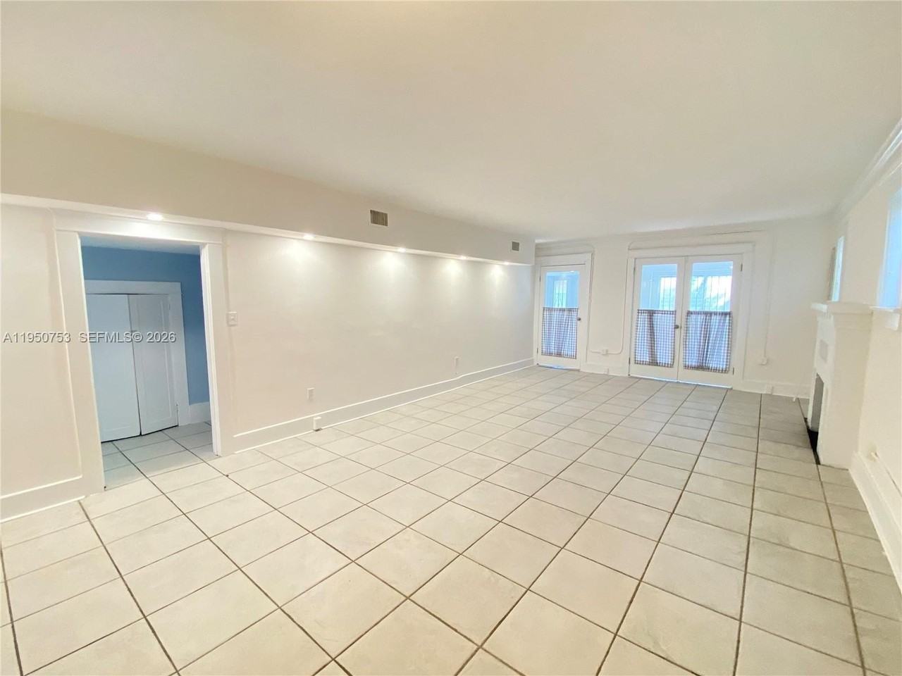 4600 Ne 1st Ave #1stFL - Photo 3 of 21