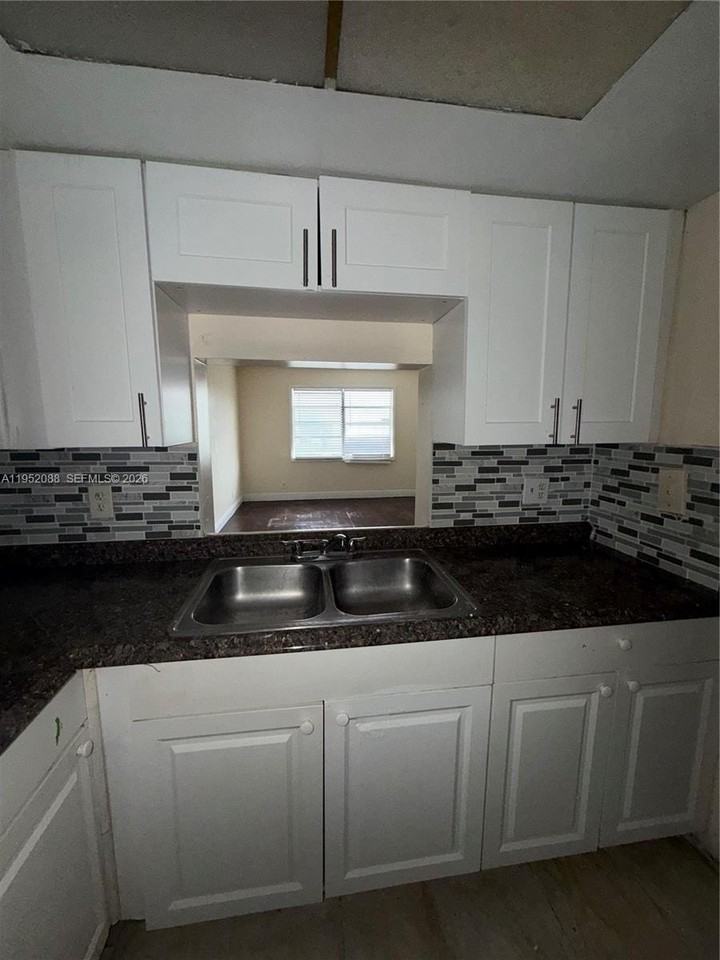 7753 Tam Oshanter Blvd #7757 - Photo 4 of 11