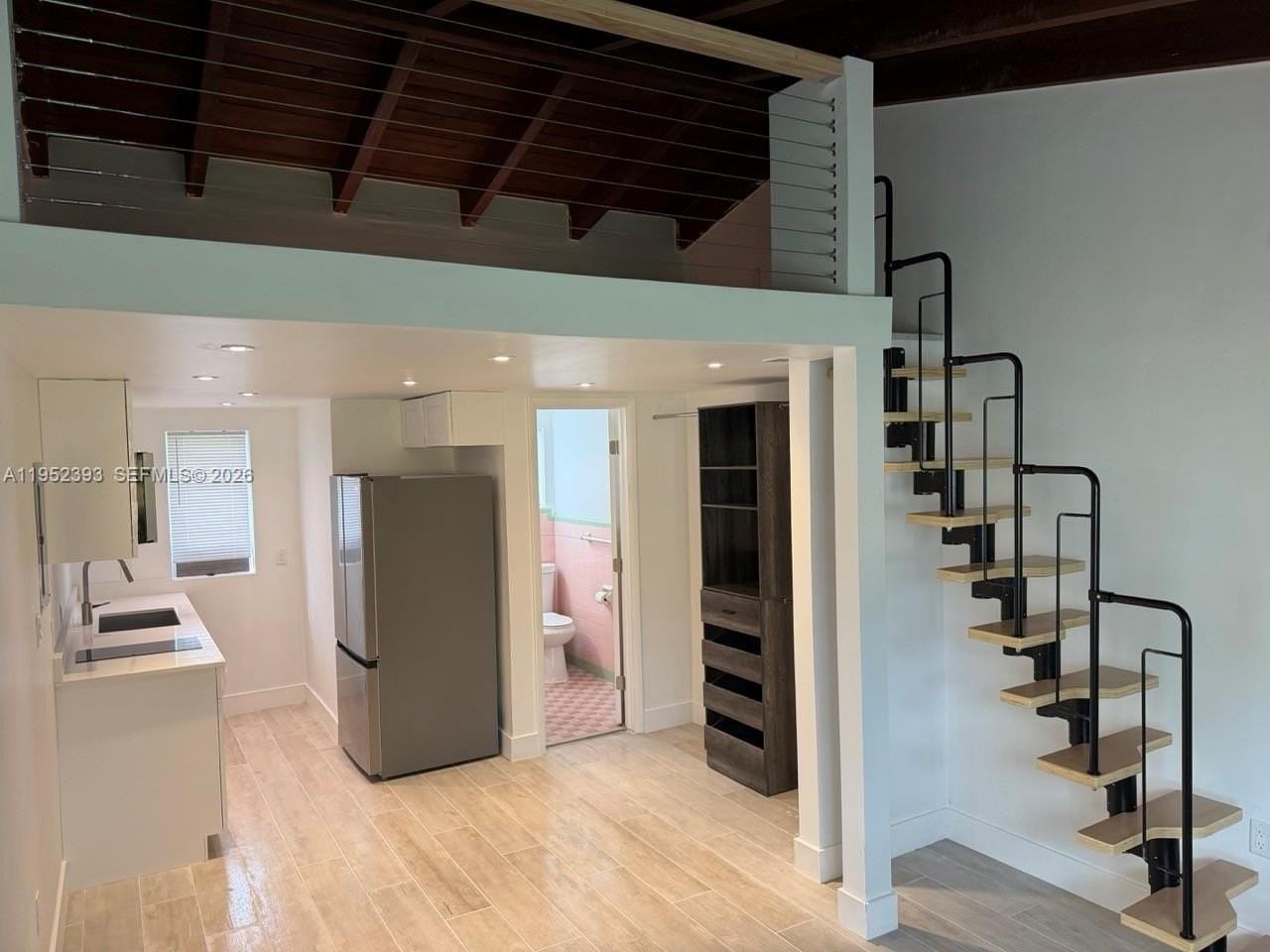 35 Ne 80th Ter #A2 - Photo 4 of 26