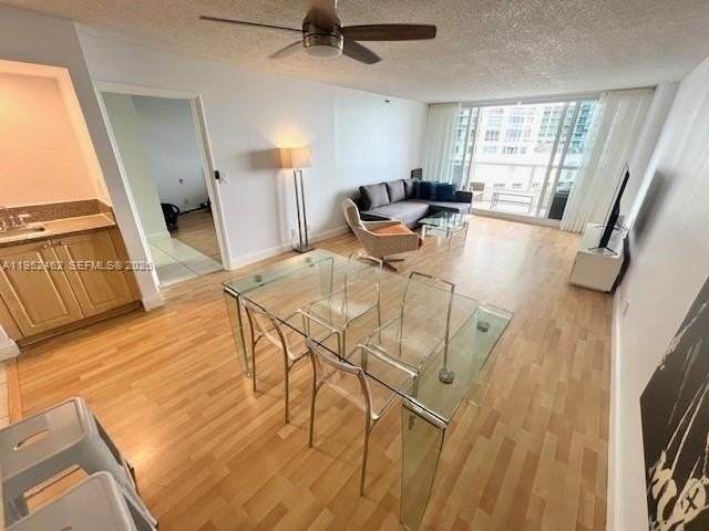 1717 N Bayshore Dr - Photo 4 of 36