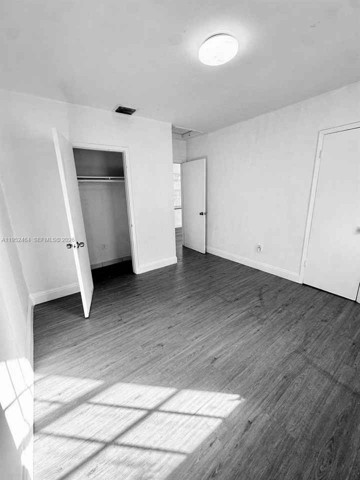 600 Sw 16th Ave #600 - Photo 7 of 16