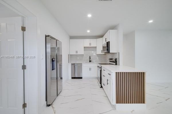 1251 Ne 41st Dr #NA - Photo 4 of 12