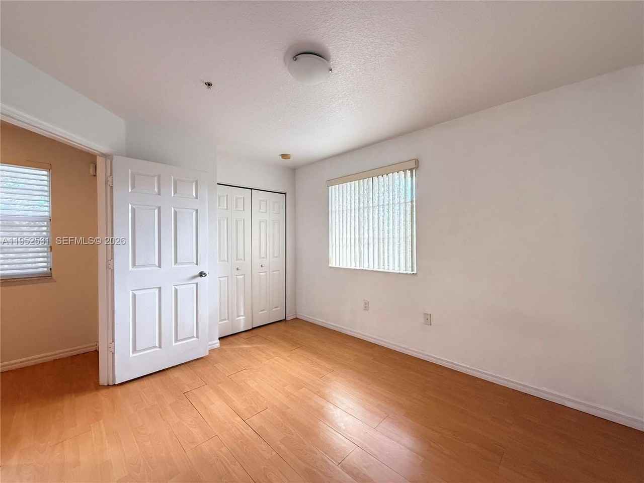 8940 Ne 8th Ave #1205 - Photo 5 of 21