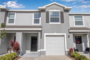 featured image of 17519 Crescent Moon Loop