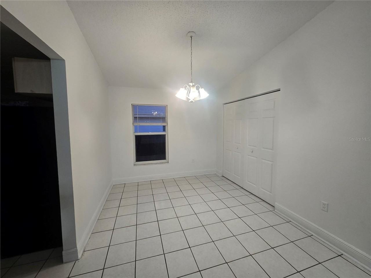 1052 Highland St - Photo 3 of 9