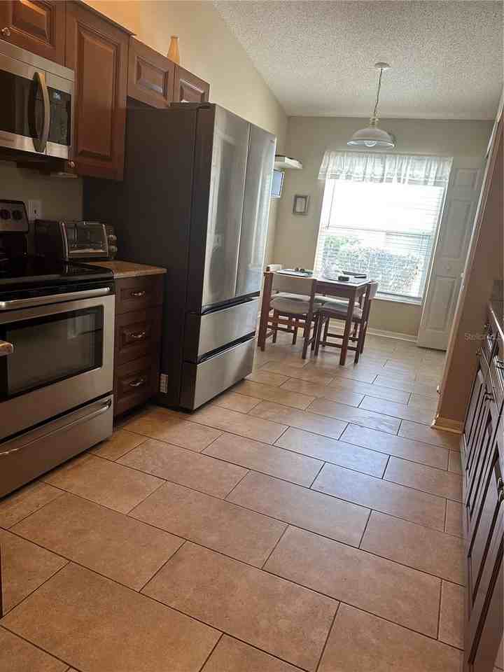 4514 Sanibel Way - Photo 6 of 16