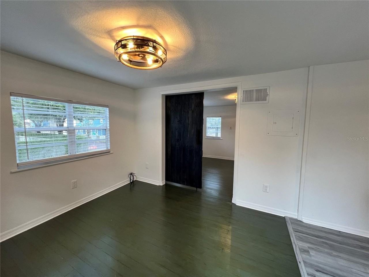 1314 E Gore St #B - Photo 2 of 14