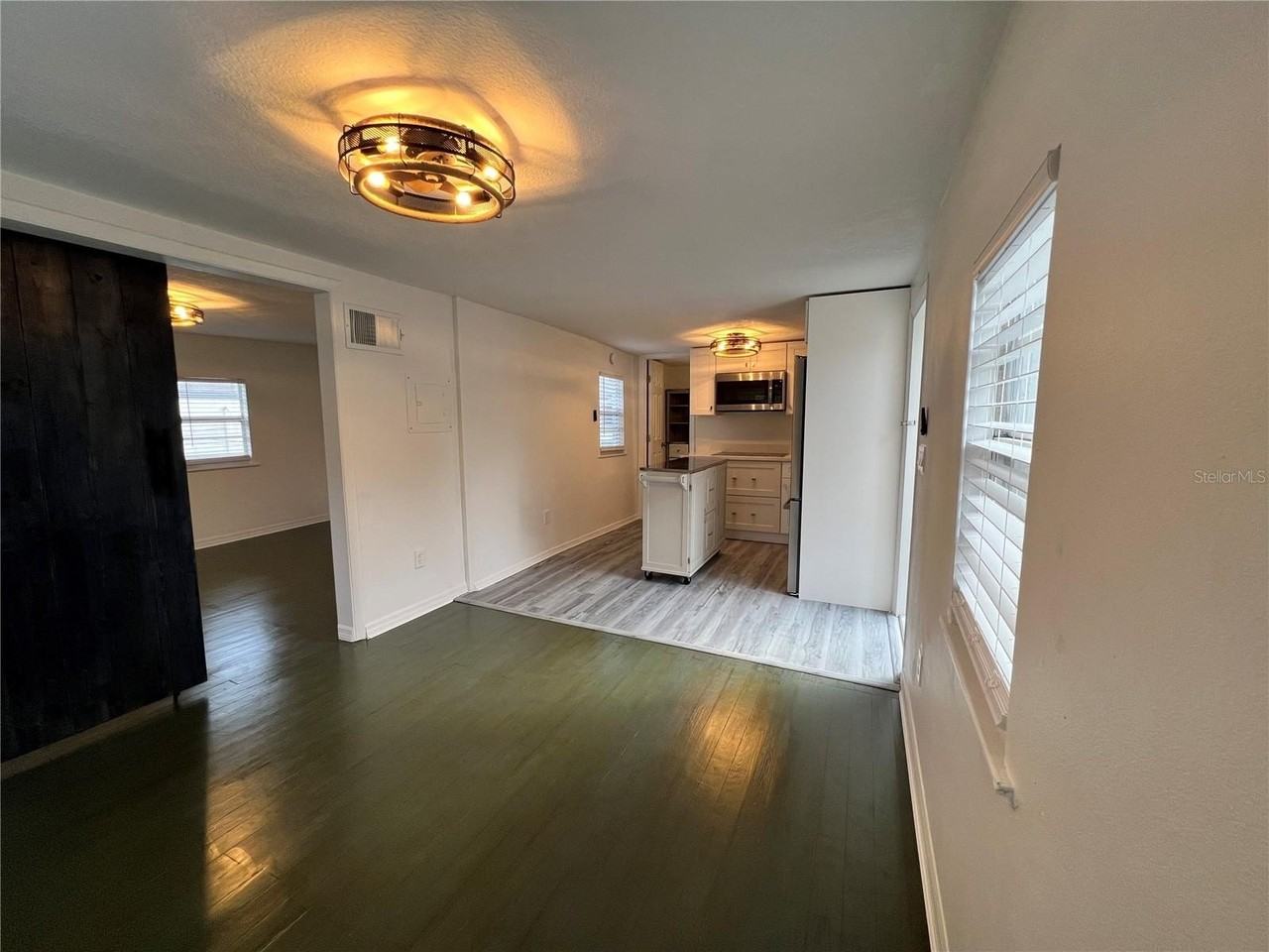 1314 E Gore St #B - Photo 3 of 14