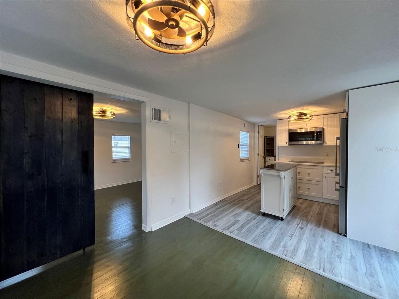 1314 E Gore St #B - Photo 4 of 14