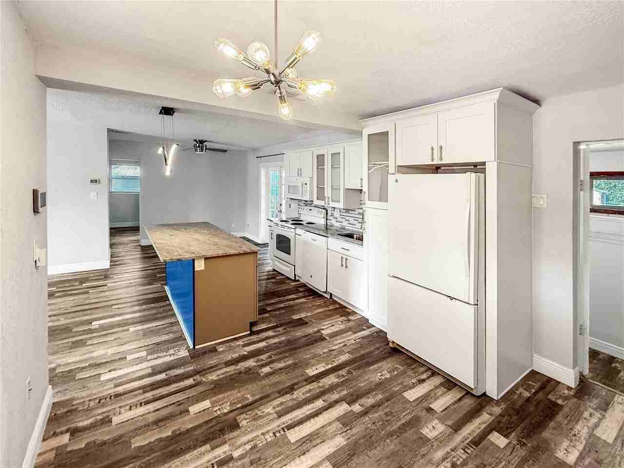 1303 E Muriel St - Photo 4 of 38