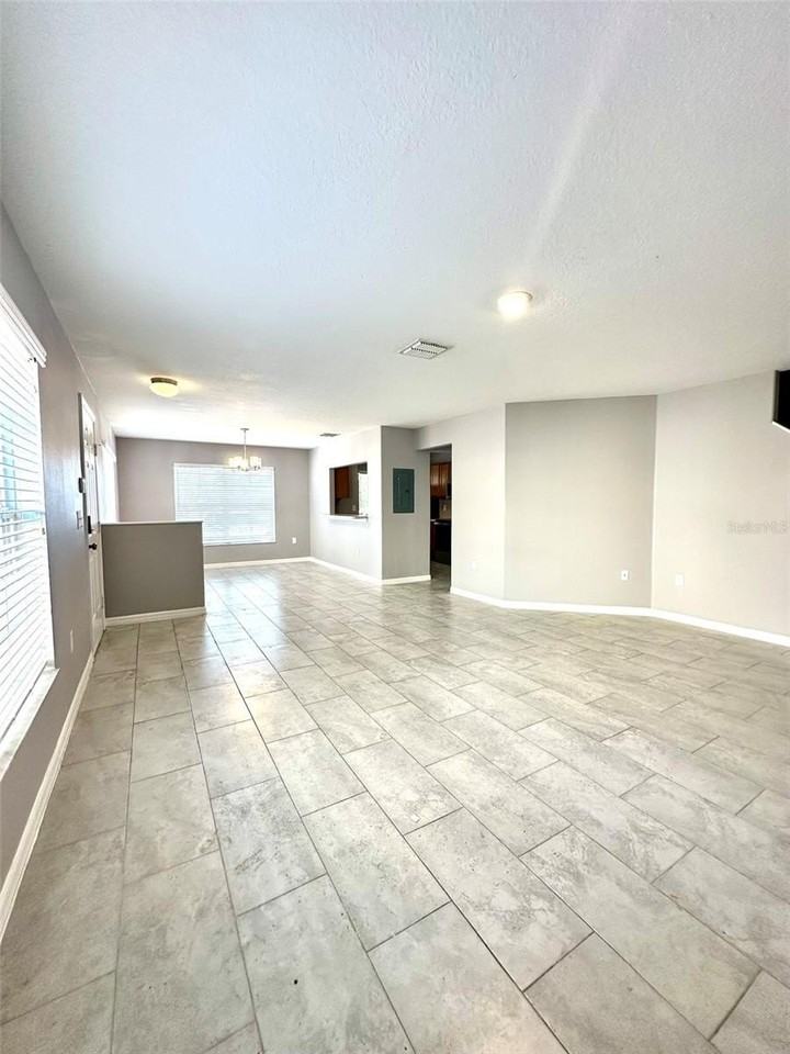 5364 Quarry Rock Rd - Photo 3 of 20