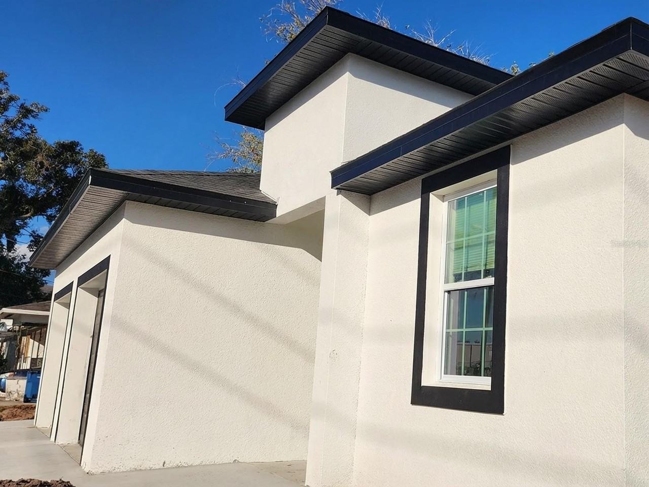 111 Dr Martin Luther King Jr Blvd S #B - Photo 2 of 40