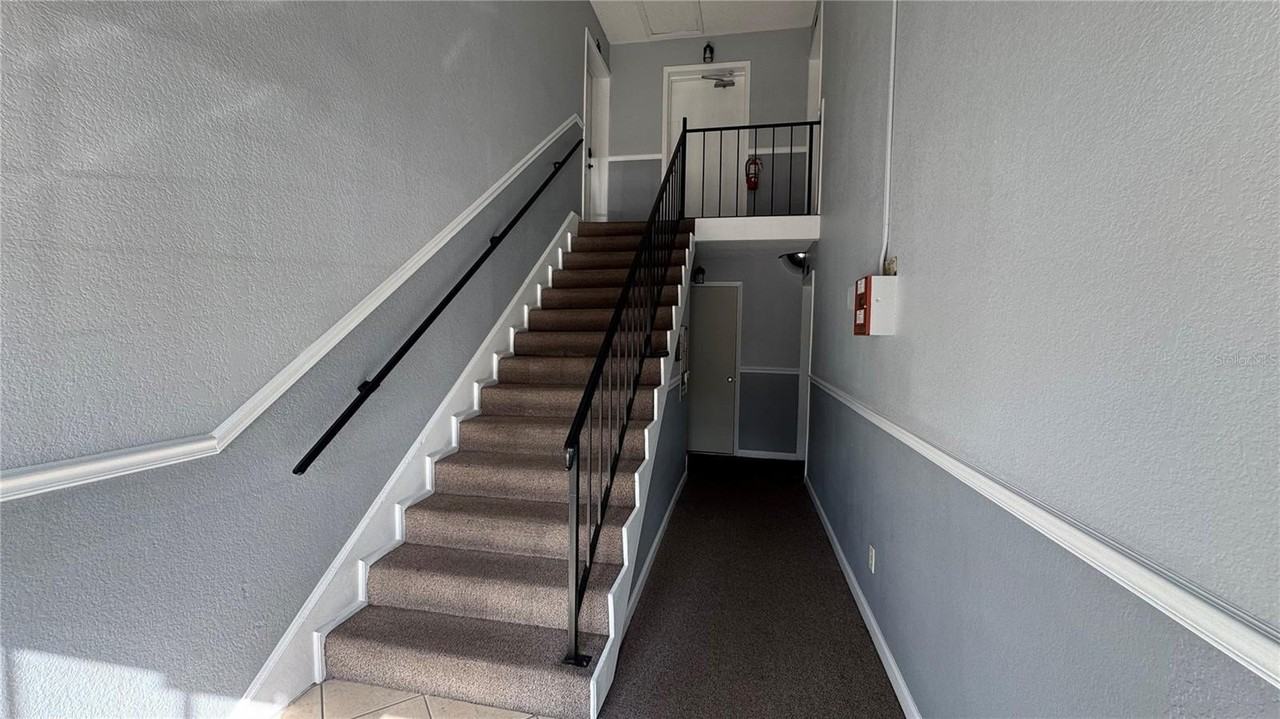 205 Lewfield Cir #205 - Photo 3 of 25