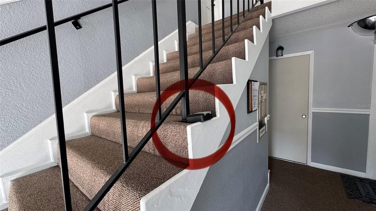 205 Lewfield Cir #205 - Photo 4 of 25