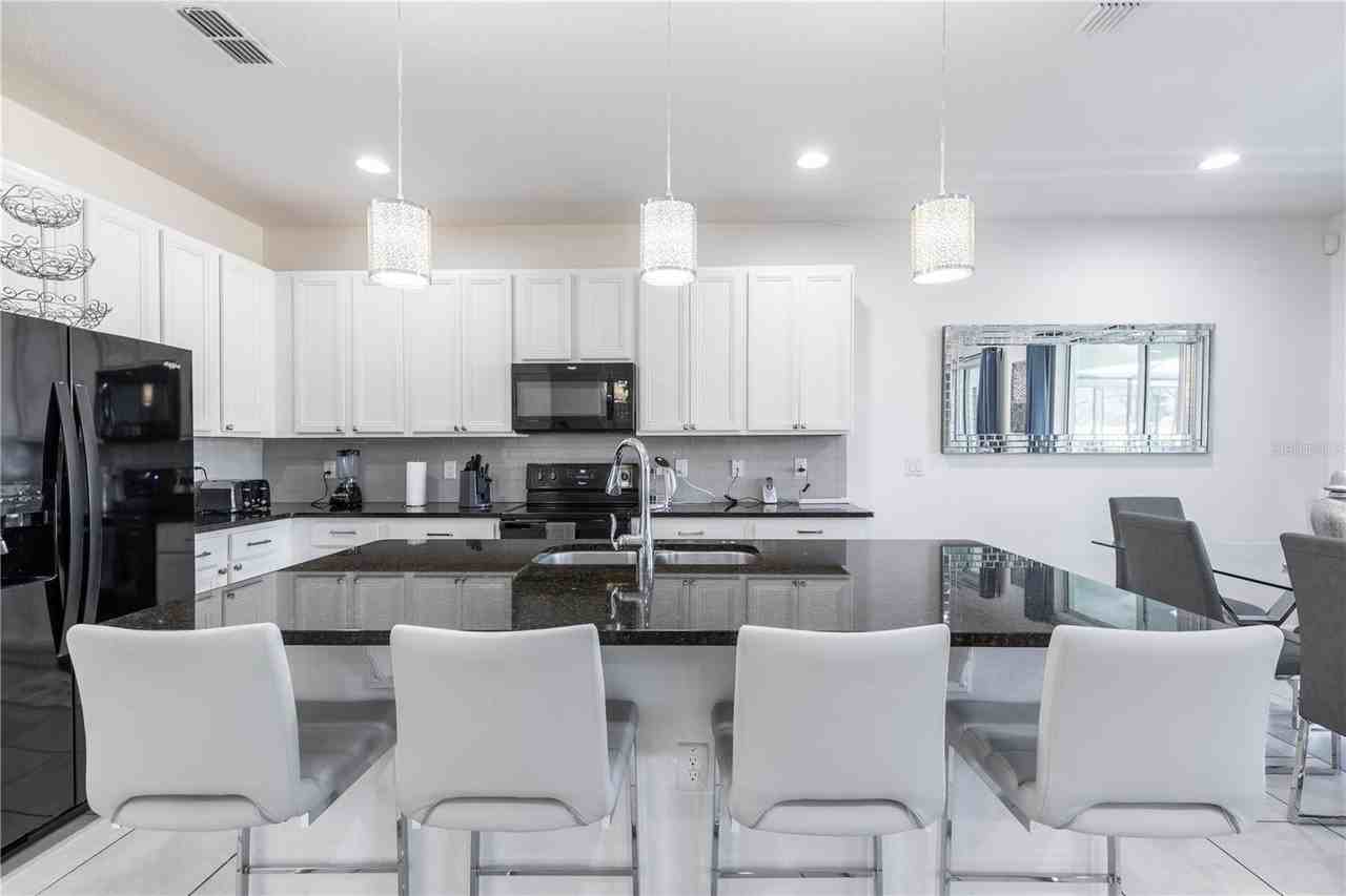 2623 Calistoga Ave - Photo 5 of 28