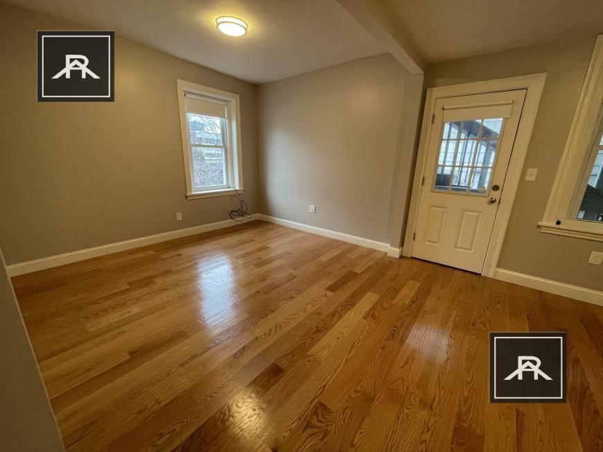 126 Berkshire St - Photo 4 of 4