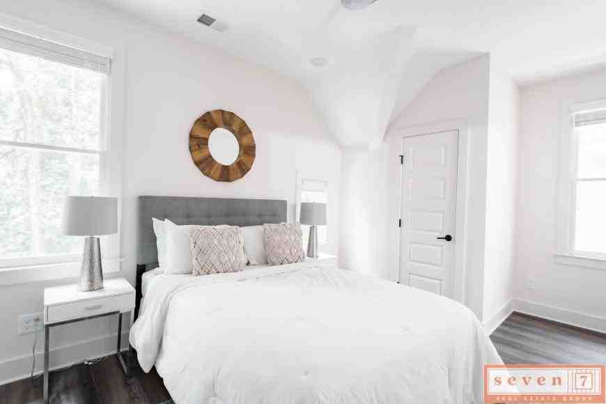 192 La France Walk Ne - Photo 4 of 10