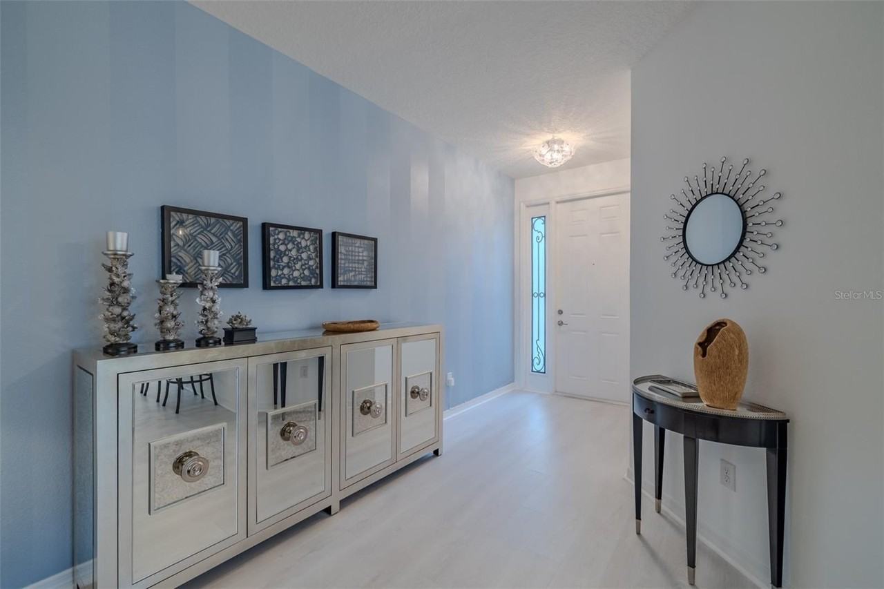 16130 Amethyst Key Dr - Photo 4 of 50