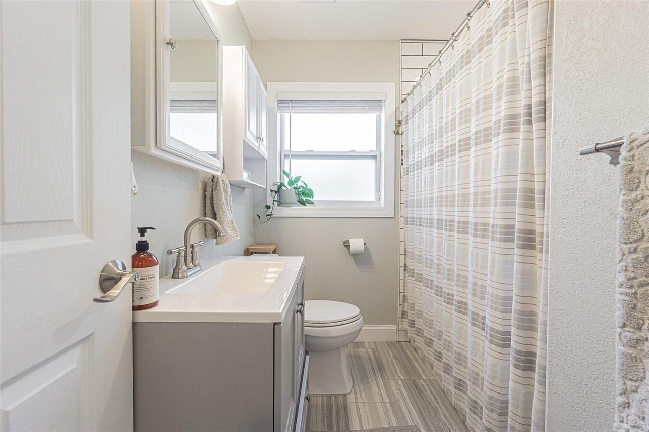 701 W Henry Ave - Photo 5 of 29