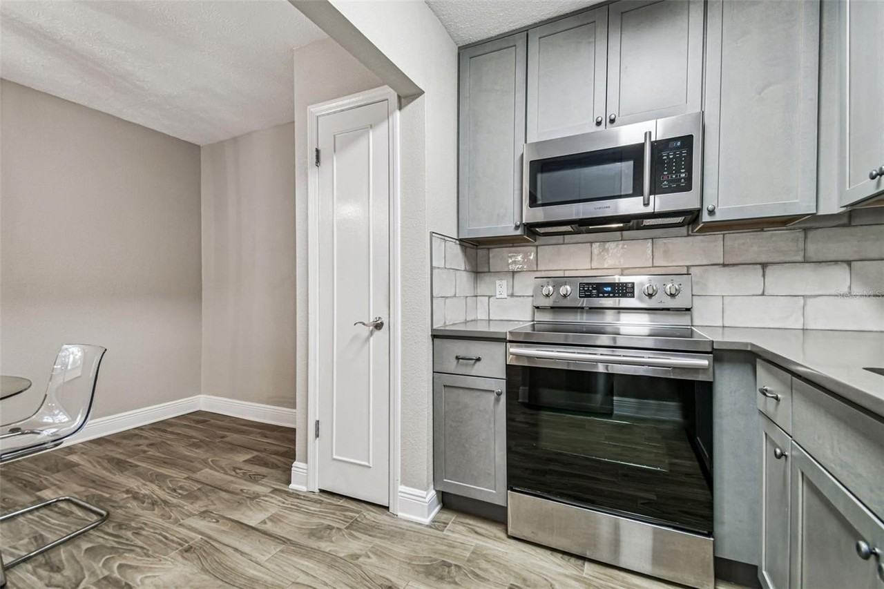 13691 Orange Sunset Dr #201 - Photo 5 of 21