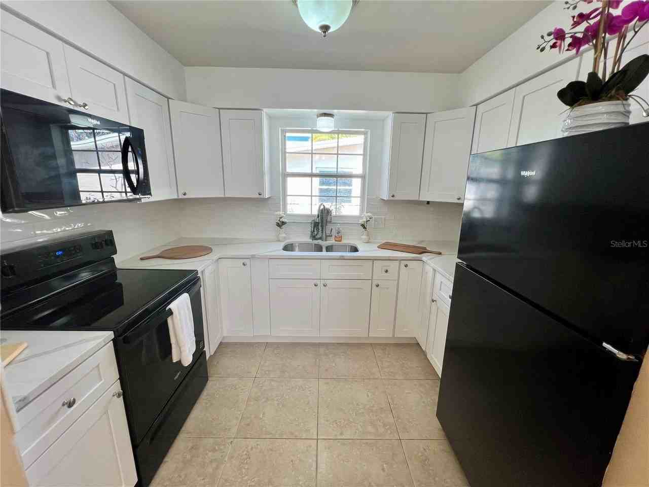 11315 3rd St E - Photo 3 of 45