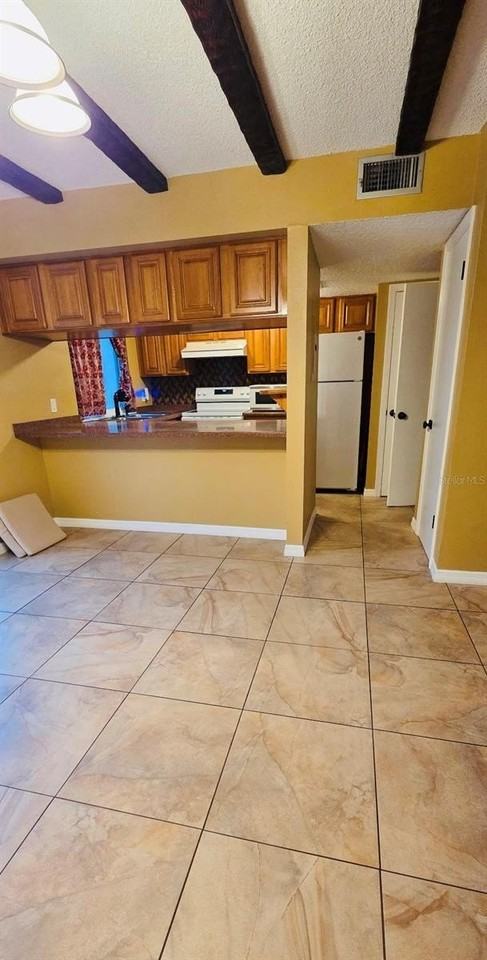 2915 Pine Cone Cir - Photo 6 of 31