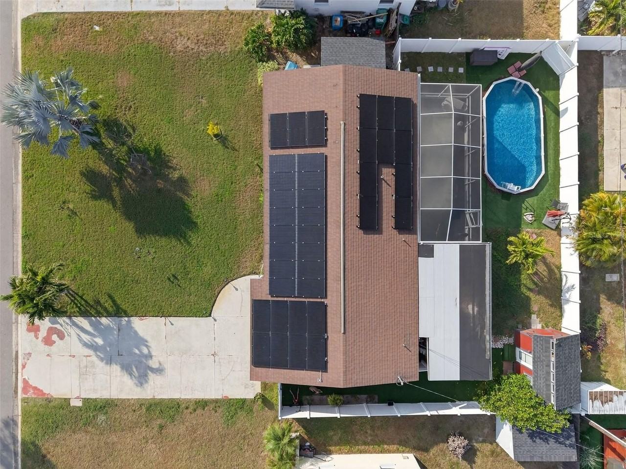 11761 80th Ave - Photo 2 of 50