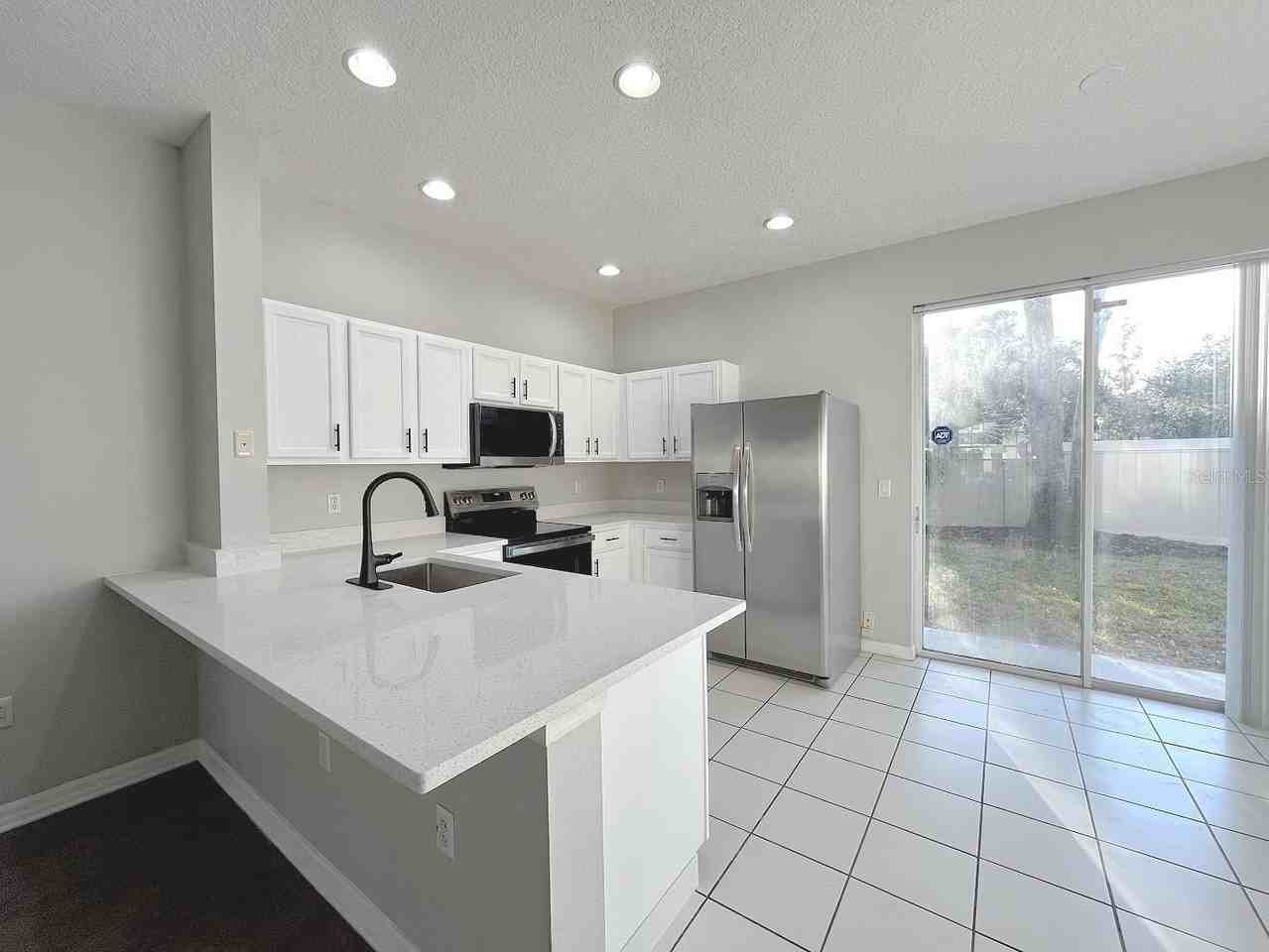 12706 Country Brook Ln - Photo 6 of 33