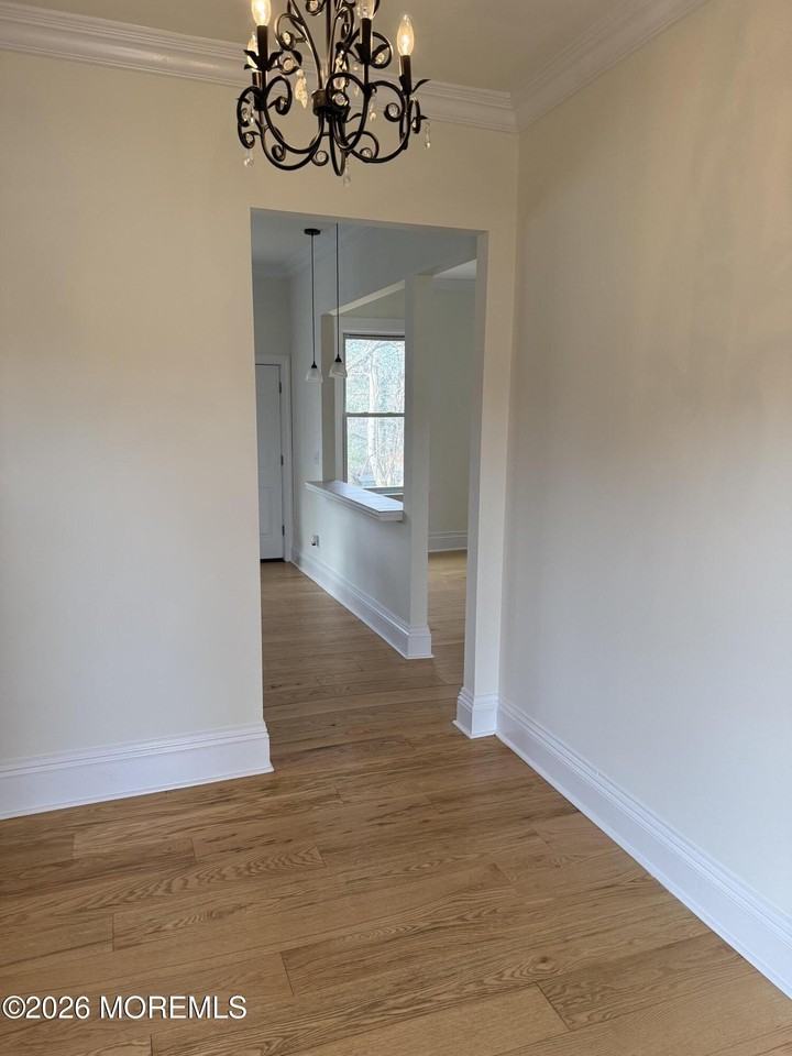 25 Monmouth Rd Apt 3 #3 - Photo 5 of 22