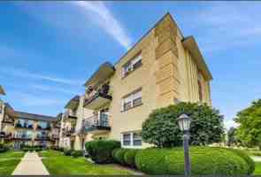featured image of 6484 N Northwest Hwy Apt 208 #208