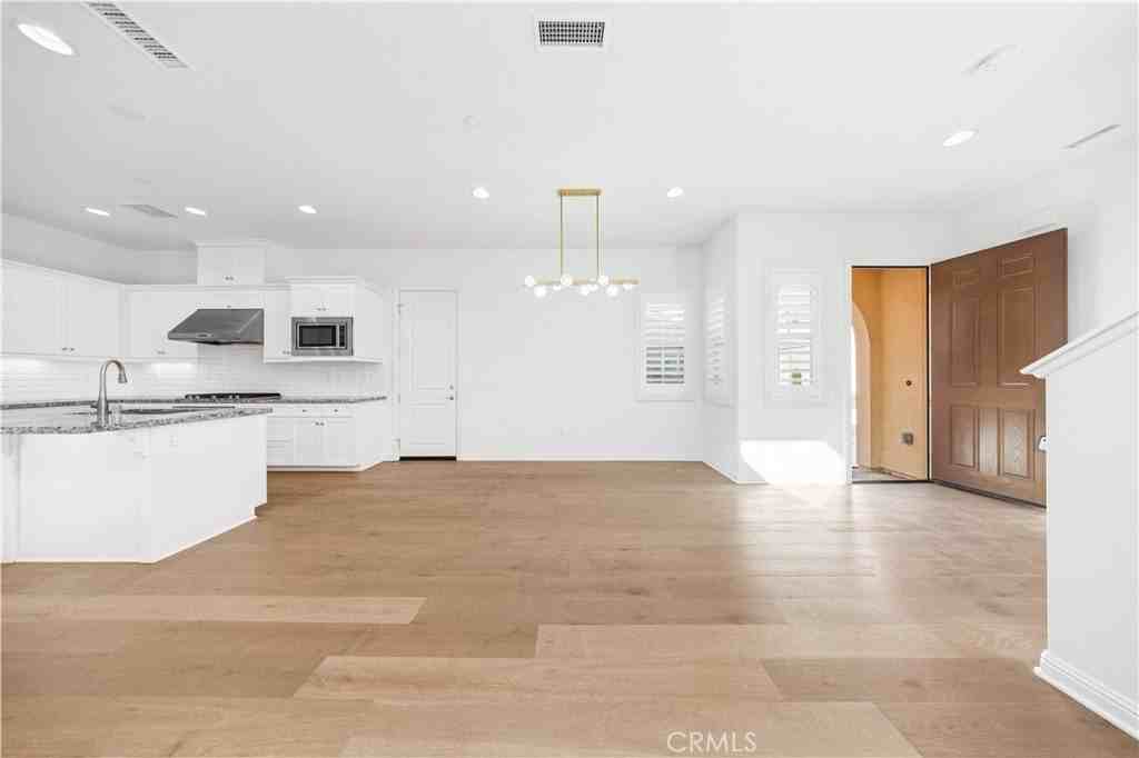 15 Torosa - Photo 7 of 50