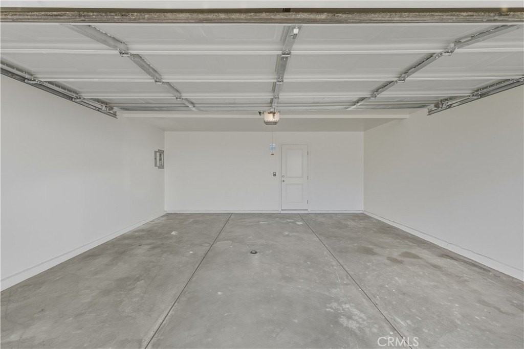 1916 Cedar Ave #A - Photo 6 of 28