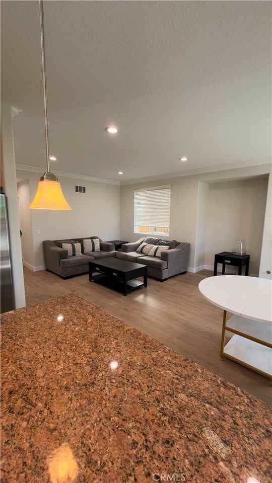 8220 Chamberlain Ln - Photo 4 of 19