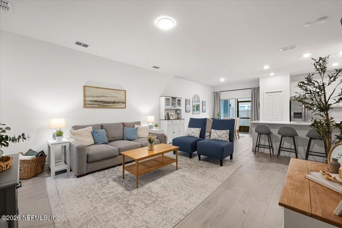 90 Carmella Ct - Photo 5 of 42