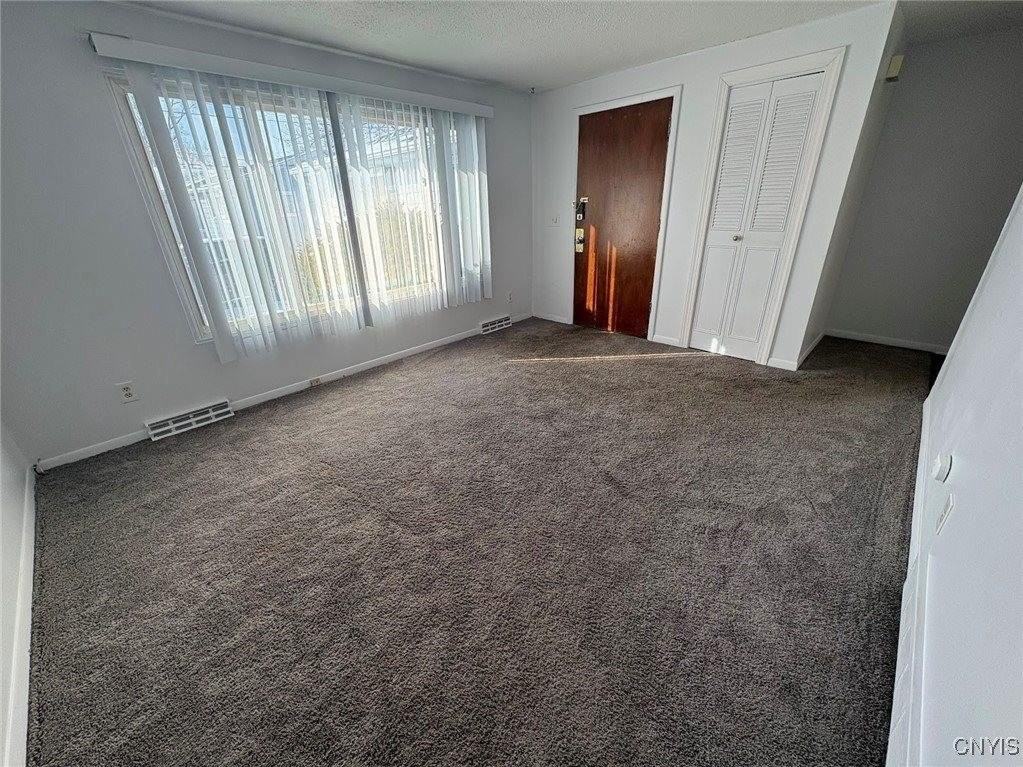 519 Sunflower Dr - Photo 5 of 24