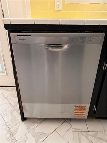 6121 Stratford Pl - Photo 5 of 16