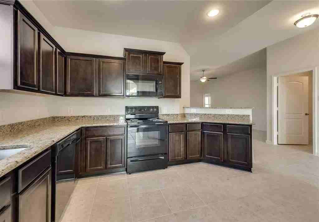 4720 Merchant Trl - Photo 2 of 13