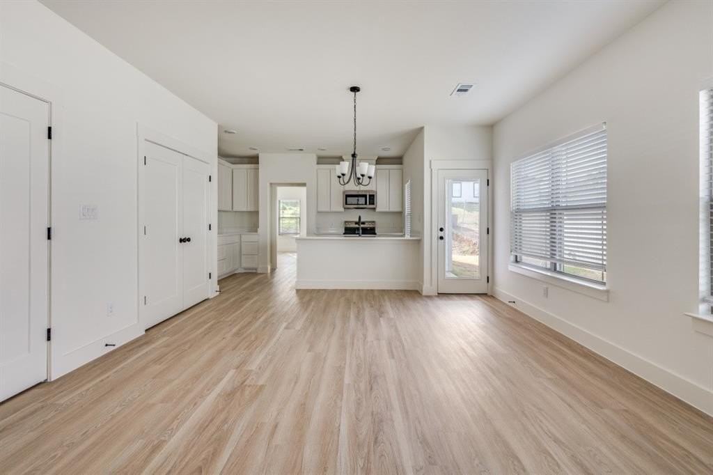 1224 Elva Warren St - Photo 6 of 28