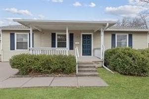 featured image of 416 Oak St