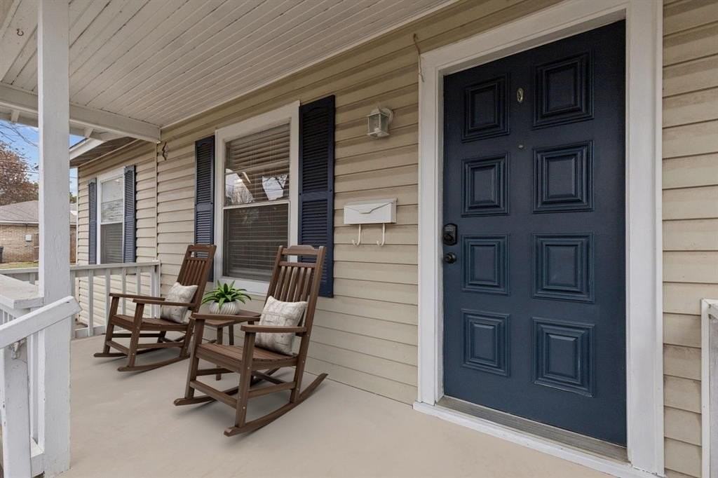 416 Oak St - Photo 3 of 22