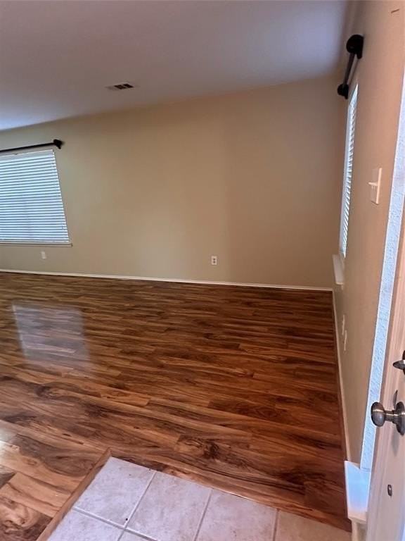 809 Essex Dr - Photo 2 of 39