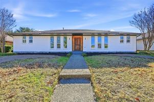 featured image of 423 Provincetown Ln