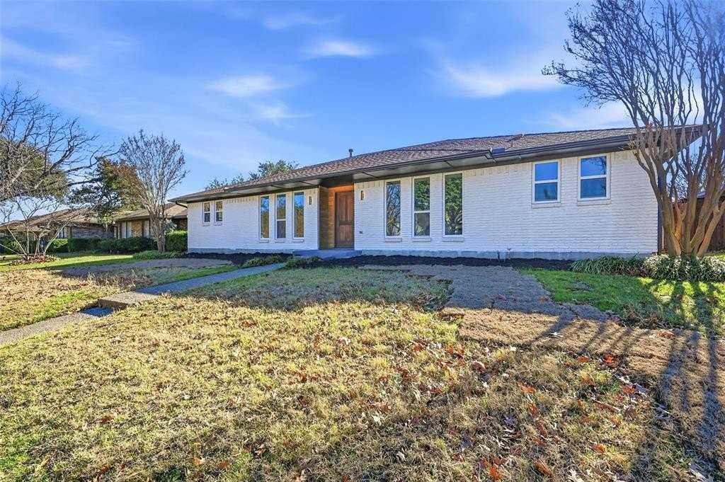 423 Provincetown Ln - Photo 3 of 29