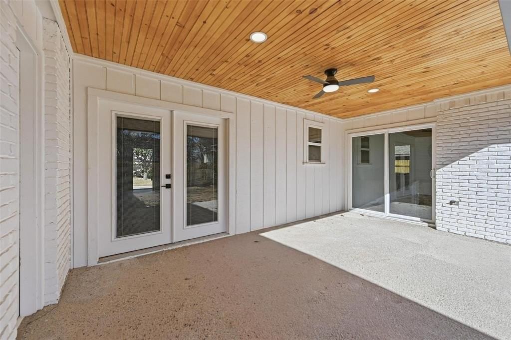 423 Provincetown Ln - Photo 5 of 29