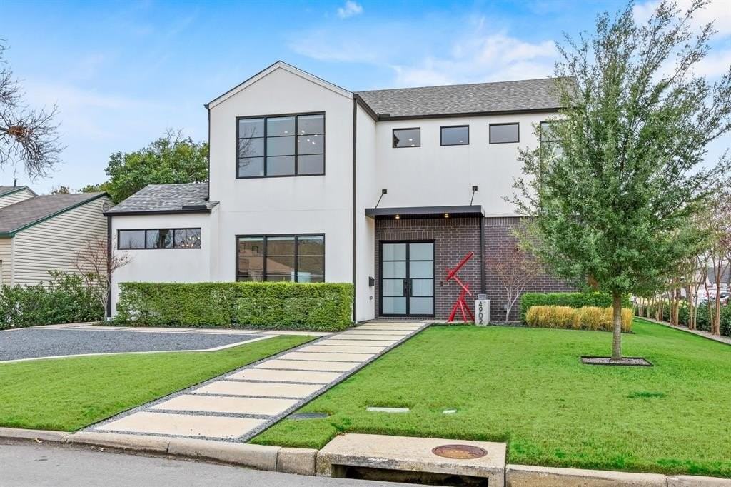 4902 Linnet Ln - Photo 2 of 40