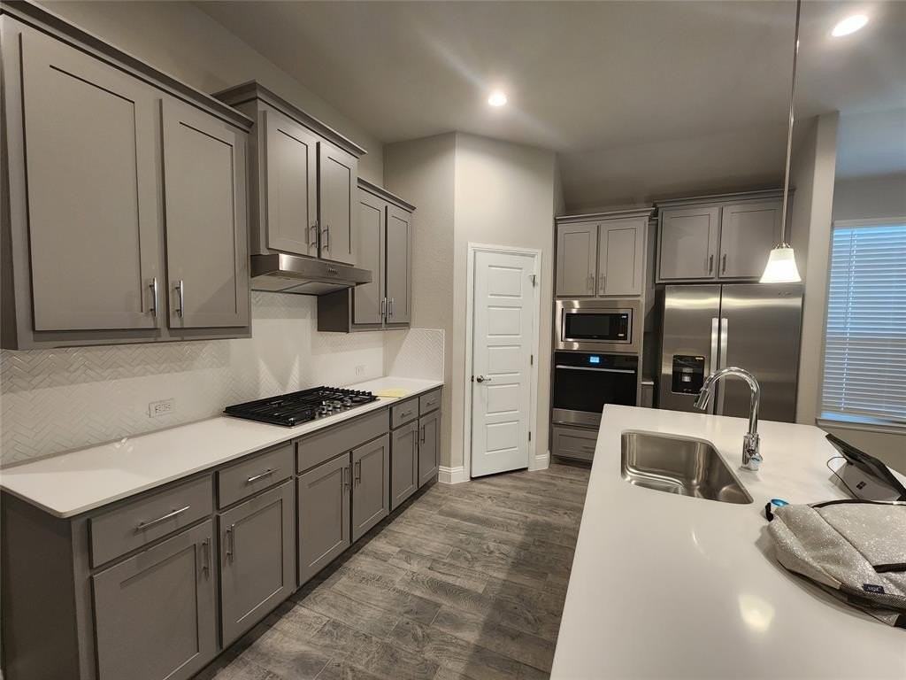 1521 Razorbill Rd - Photo 3 of 35