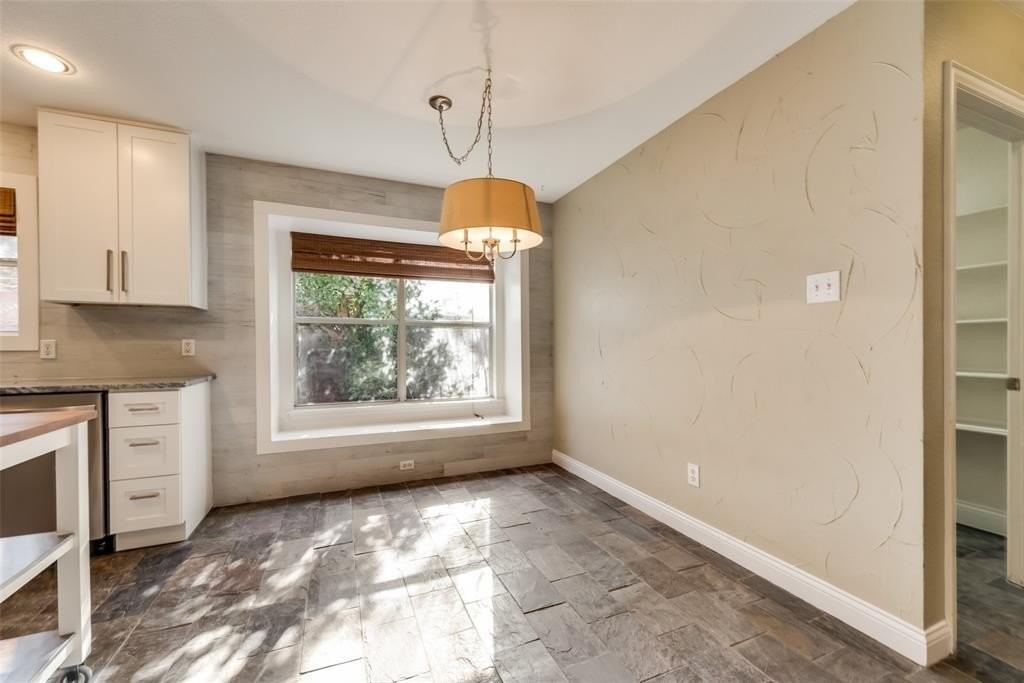 1875 Oak Bend Dr - Photo 5 of 36