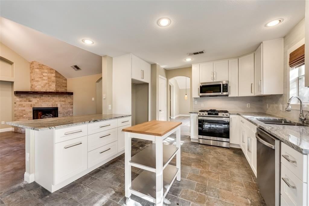 1875 Oak Bend Dr - Photo 7 of 36