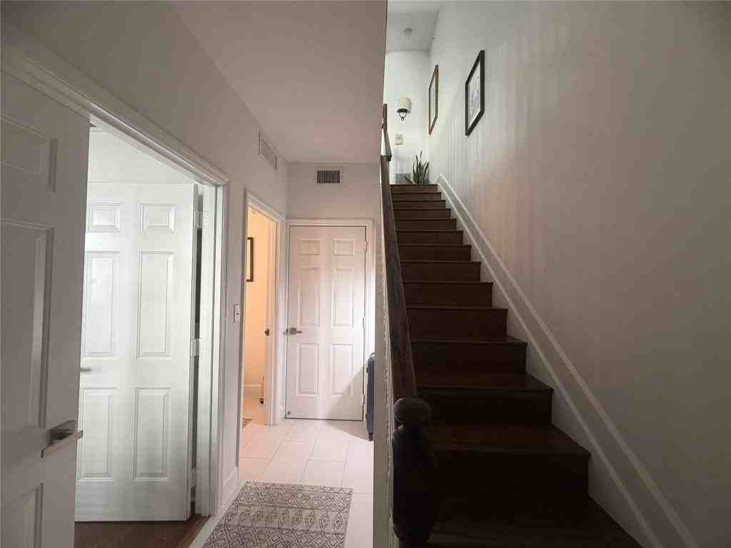 326 Moorings Dr - Photo 2 of 45